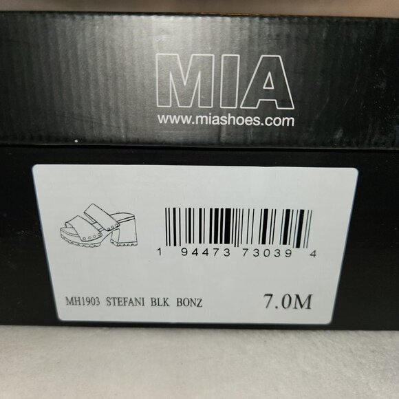 Mia Stefani Dual-Strap Platform Sandals Black - Picture 11 of 11